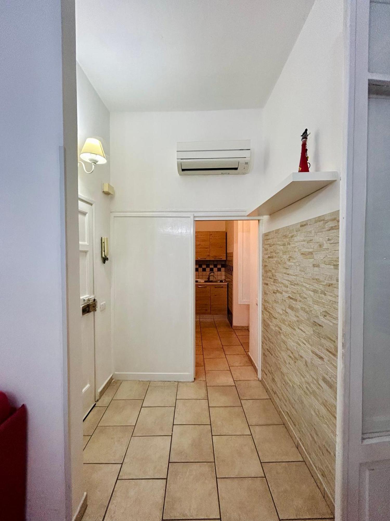 Holiday House Maurizio Формия Экстерьер фото
